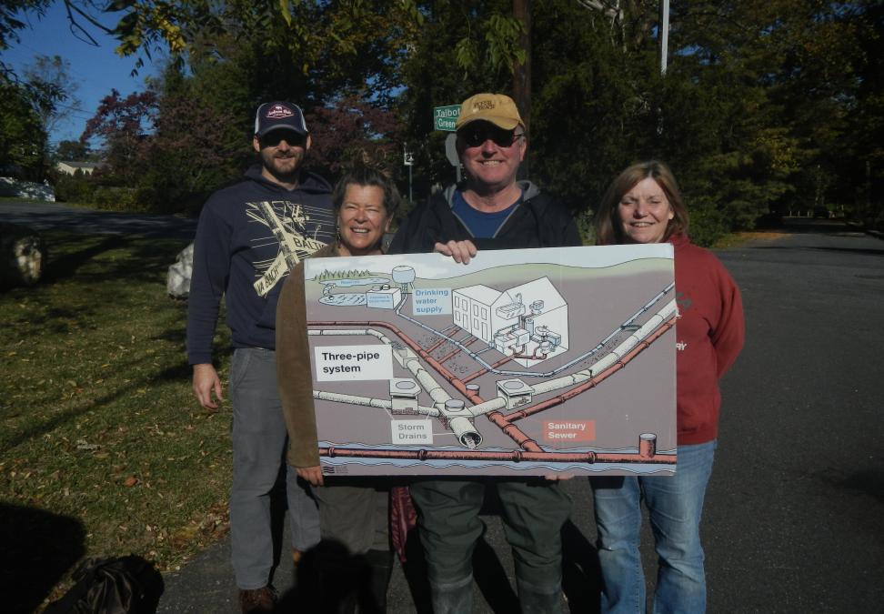 BWB walk with FORR volunteers along the Roland Run 10/21/22